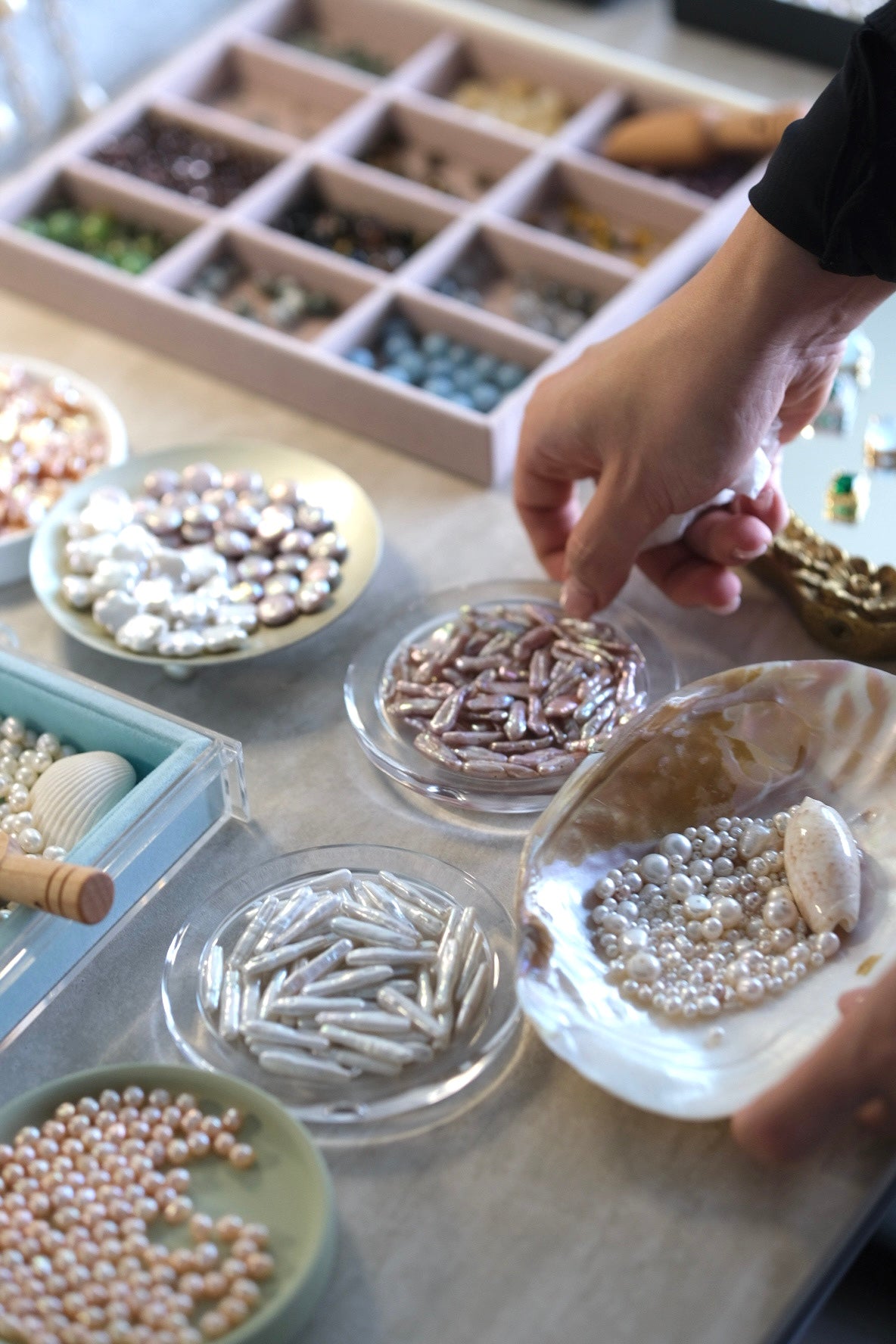 Pearl Jewelry Making Workshop [Toronto Only]