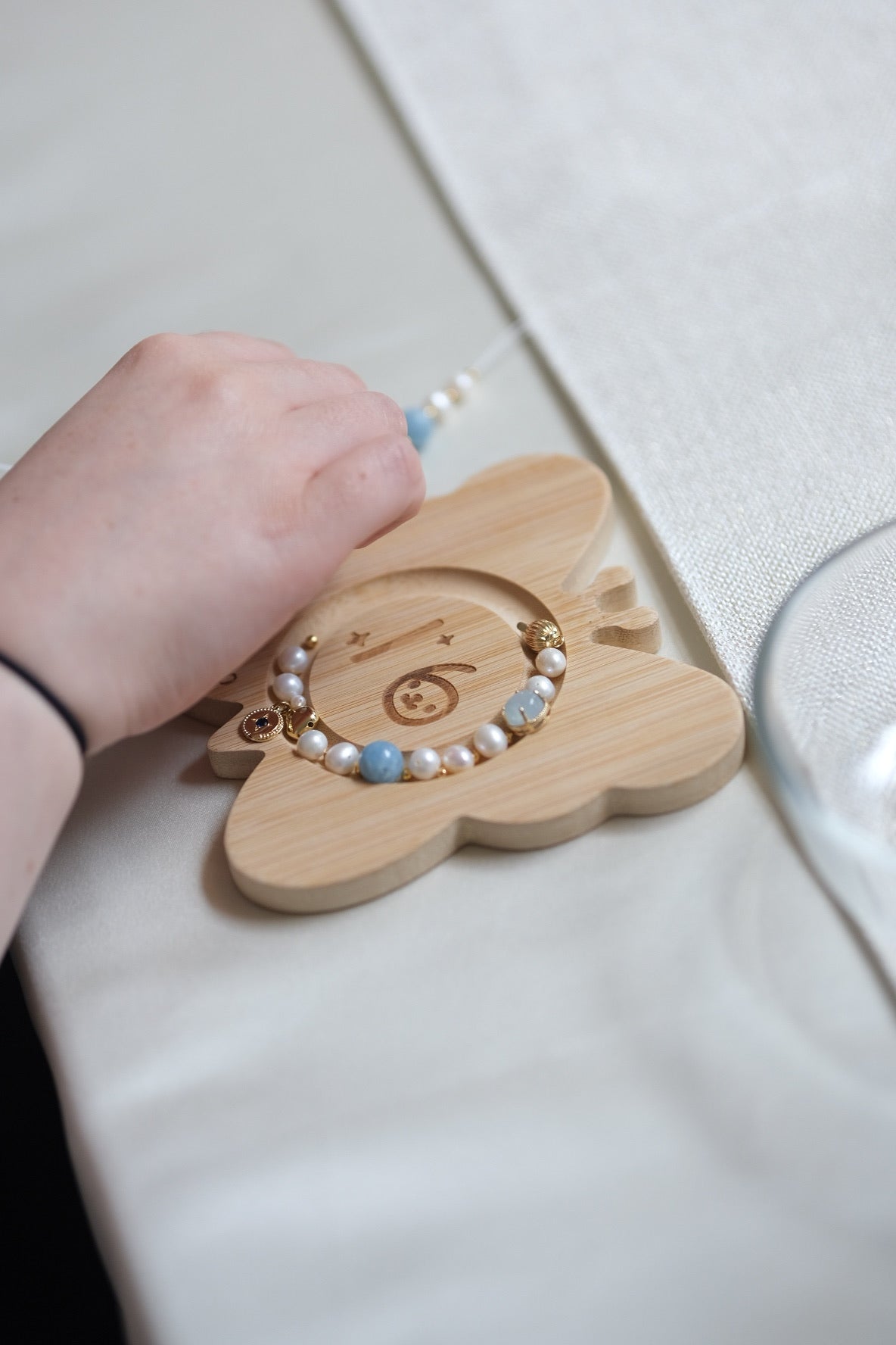 Pearl Jewelry Making Workshop [Toronto Only]
