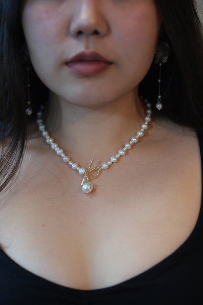 Pearl Jewelry Making Workshop [Toronto Only]