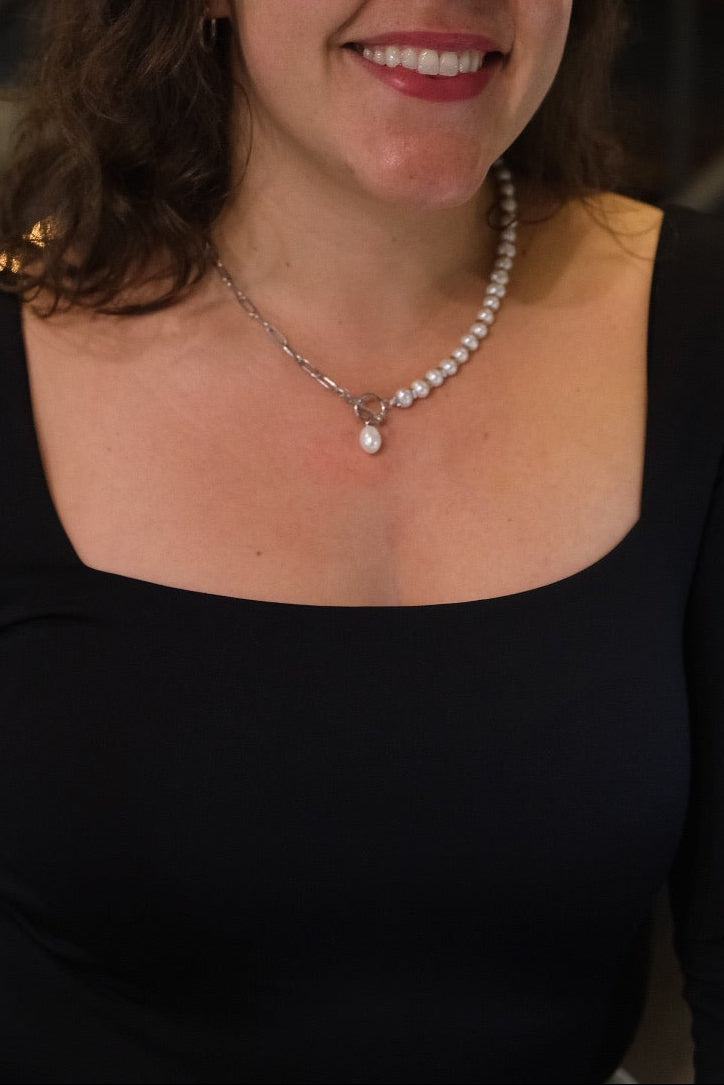 Pearl Jewelry Making Workshop [Toronto Only]